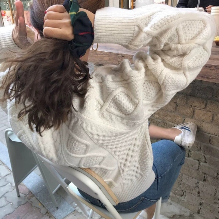 白色麻花毛衣套头女慵懒风秋冬宽松外穿上衣2...