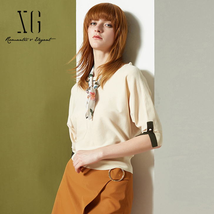 XG雪歌秋季新款圆领套头淑女防晒五分袖港味...