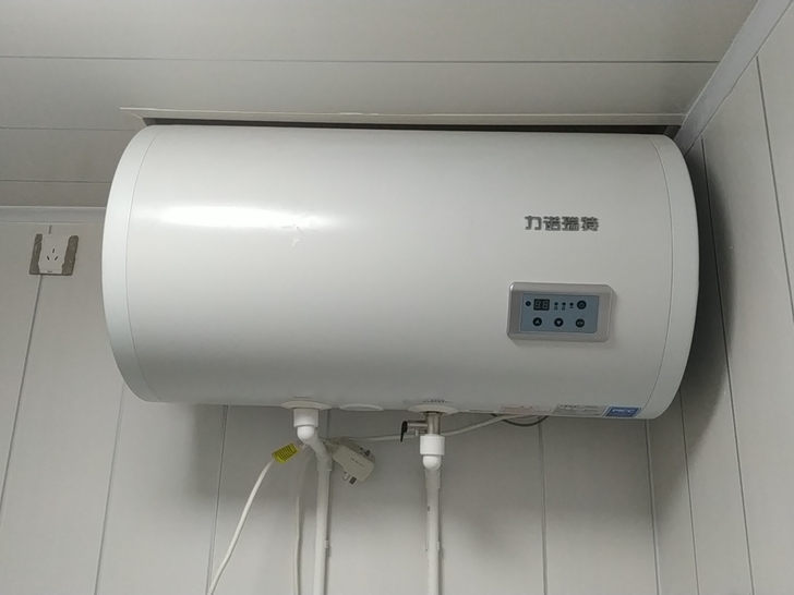 60L大容量热水器  太阳能和电都可独立运...