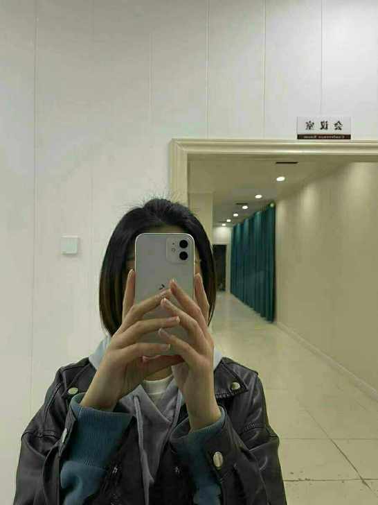 自用急售苹果 iphone 12 国行...