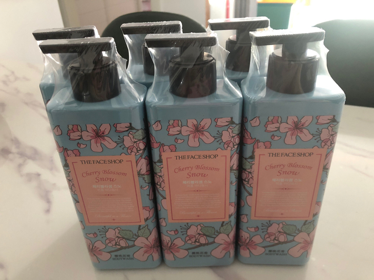 菲诗小铺(THE FACE SHOP) 和...