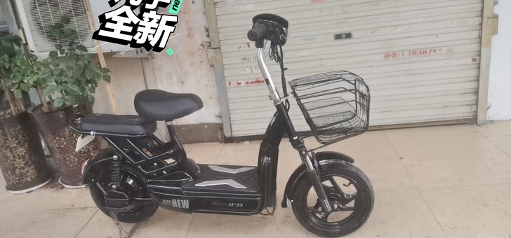 小刀电动车，刚骑两三个月，要离开，跟全新差...