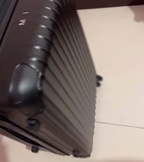 出口日本MARRLVE拉杆箱26静音万向轮...