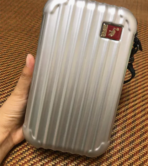爱华仕全新小包 全新未用过，专卖店购买