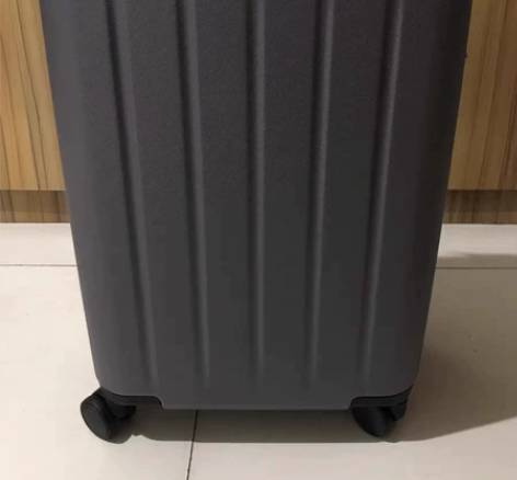全新！90分行李箱旅行箱20寸拉链万向轮超...