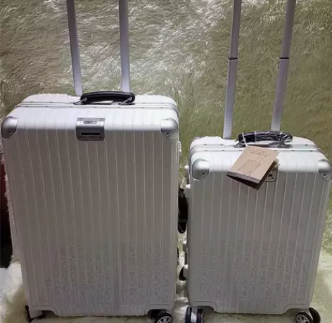 网易严选行李箱24寸 卖家有实体店、拉杆箱...