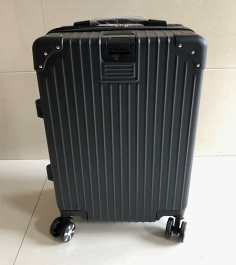 全新黑色旅行箱，尺寸大小：50cm*35c...