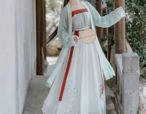 宋制汉服  齐腰襦裙 茗月萱的芙蓉 一件宋...