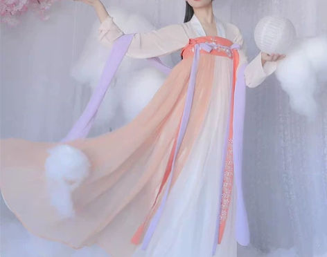 华姿仪赏秋辞，S码。买回来仅试穿，全新，包...