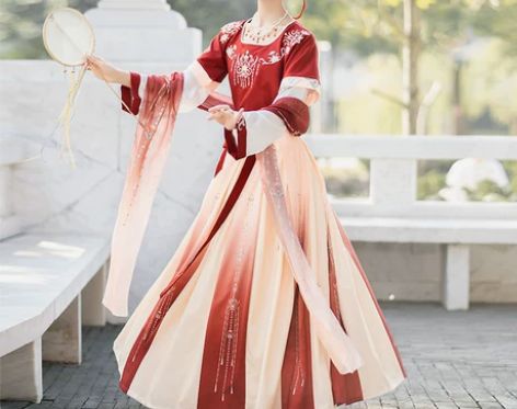 包u出汉服「千禧寻」坦领齐腰三件套 送一条...