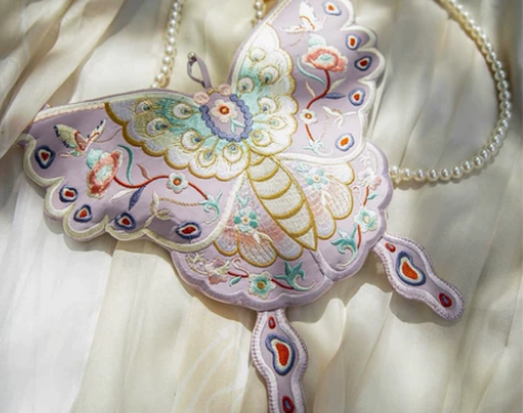 司南阁原创蝴蝶汉服女单肩斜挎双面重工蝴蝶刺...