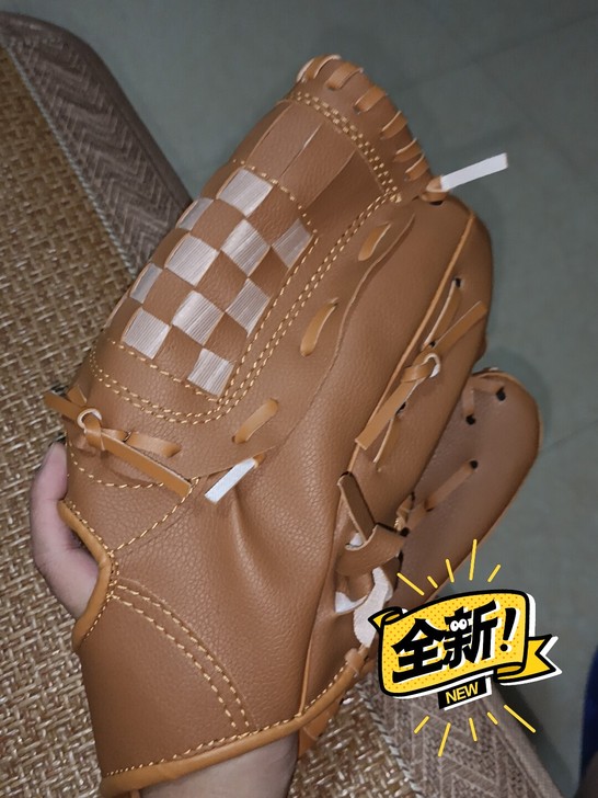 两只  12.5寸  棒球手套 带个棒球，...