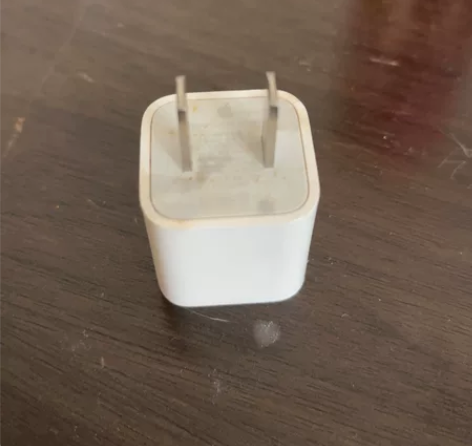 苹果apple手机充电插头 原装！ 以前手...