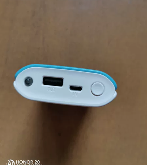 九五成新充电宝便宜转让家里闲置物品因为有了...