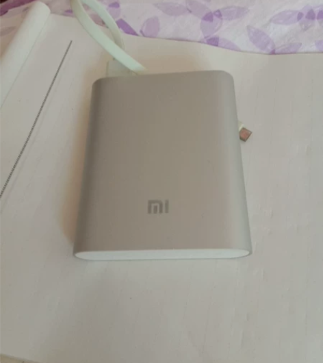 小米原装正品充电宝 和Yoobao充电宝 ...