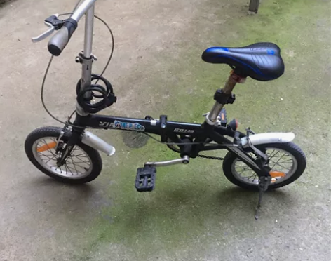 卖一部英骑铝车架折叠自行车，买给小孩上学用...