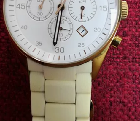 阿玛尼时英时尚手表九成新转让给喜欢的朋友包...