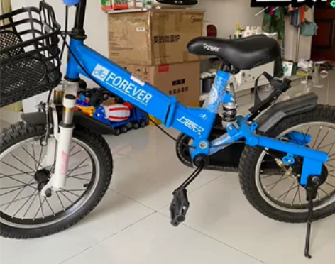 上海永久牌自行车，在三亚买的，没怎么骑，带...