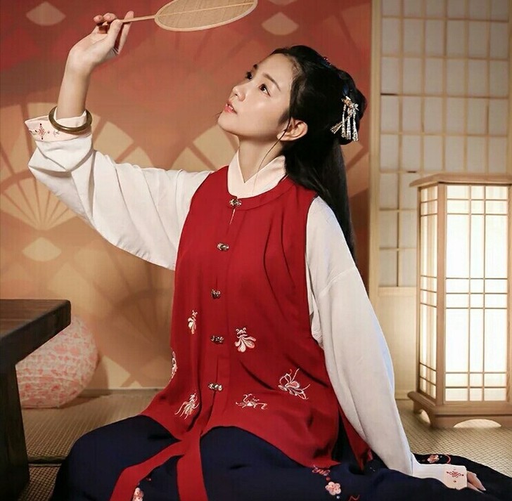 重回汉唐花木槿红色比甲160码