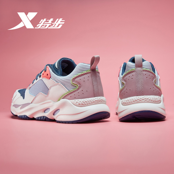 XTEP/特步 板鞋 白色挺舒服的 穿过一次