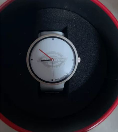 (可刀)迪凯斯手表   仅佩戴过两次   ...