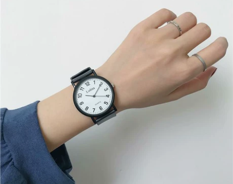 【8.9元包邮】简约手表潮流学生时尚手表韩...