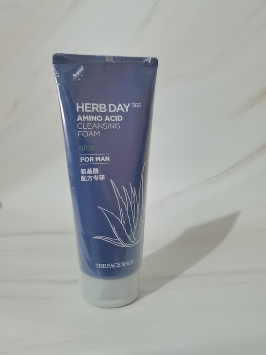 菲诗小铺每日草本氨基酸男士泡沫洁面膏芦荟。...