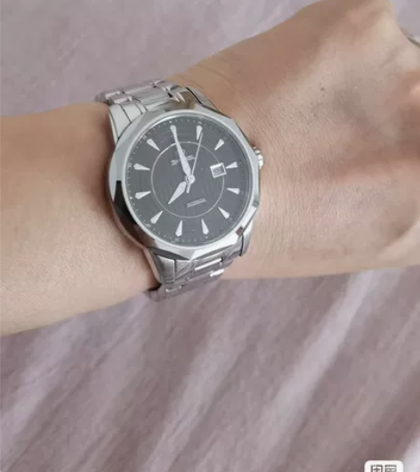 天王女手表，以前在专柜买的，机械表一千多，...