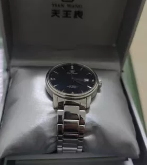天王手表，21年5月买的，包装说明完好，如...