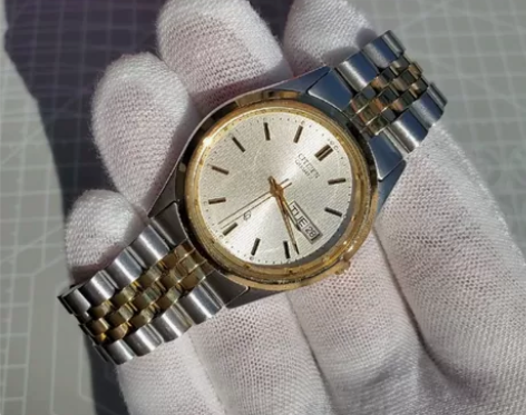 CITIZEN 西铁城6100 双历石英表...