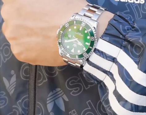 欧利时品牌手表跨境外贸夜光防水绿水鬼手表男...