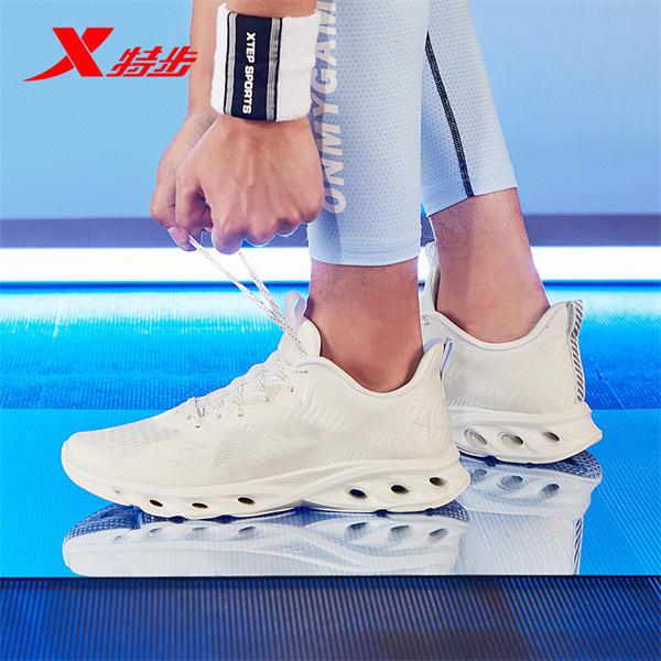 特步XTEP男减震旋跑步鞋-##amp；y...