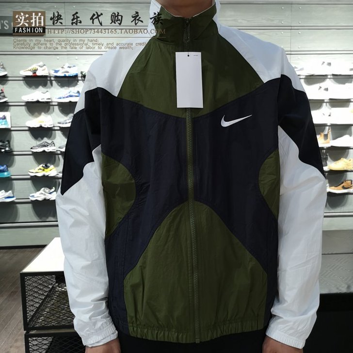 Nike/耐克 外套 买来只试穿了一次，买...