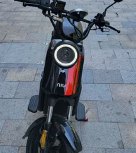 小牛电动 U1D顶配试驾车 升级款的那批宽...