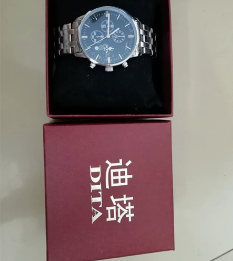 迪塔手表，朋友送的，全新未使用过，整理清出...