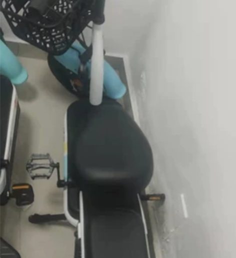 哈啰小旋风，48 V12A铅酸电池，可手机...