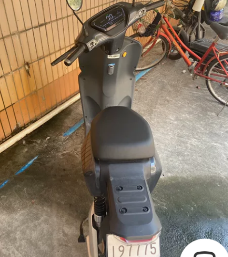 哈喽电动车  48v   手续齐全  99...