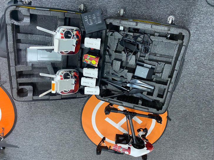 大疆悟1带x3相机，6块电池，双控，价格不...