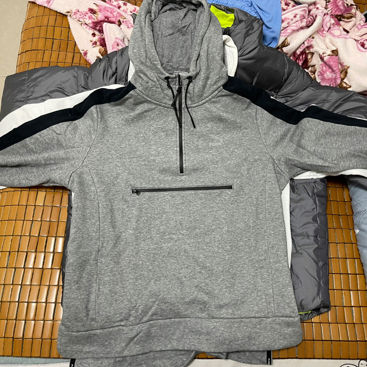 正品彪马反光卫衣 puma