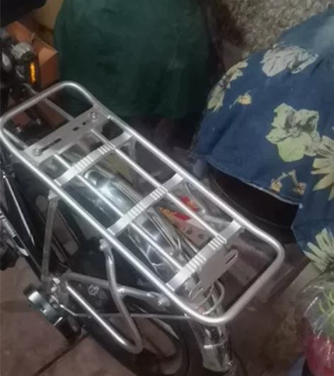 正步Ⅹ6折叠电瓶车 感兴趣的话点“我想要”...