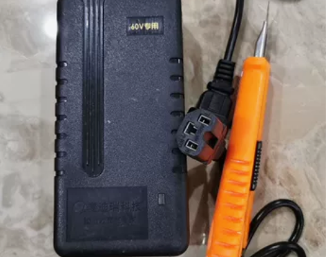 锂电池电动车60v2a， 输出电压67.2...