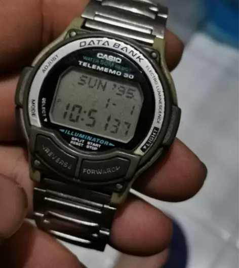 卡小O运动表电子表手表 正品，成色见图看好...