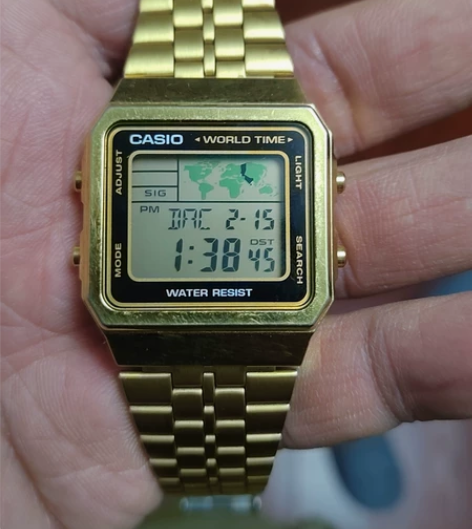 卡西欧黄金小方块  A500w 感兴趣的话...