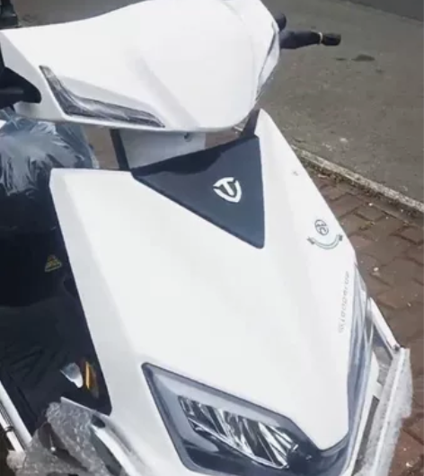 台铃豹子，一次充电续航150公里电动车，配...