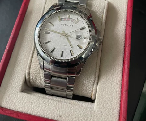 罗西尼男士手表，刚刚更换的进口电池，电池用...