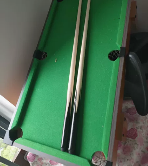 儿童版的台球桌一套 感兴趣的话点“我想要”...