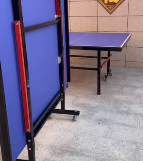 【全新乒乓球桌378元包邮】全新室内家用可...