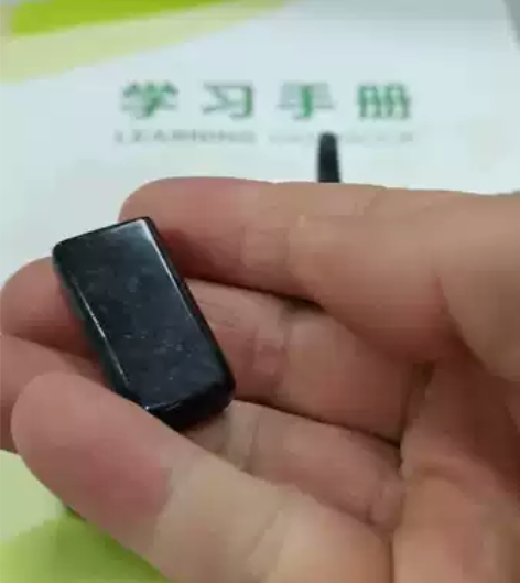 翡翠笔墨硯三宝！笔和墨都属于翡翠中的乌鸡种...