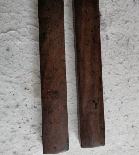 老红木镇纸，轻重合适不挂纸，喜欢的不要错过...