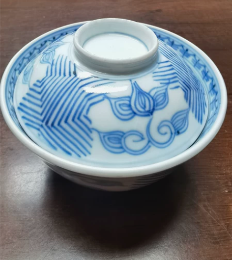 日本老青花手作盖杯，尺寸10.4/5.8公...